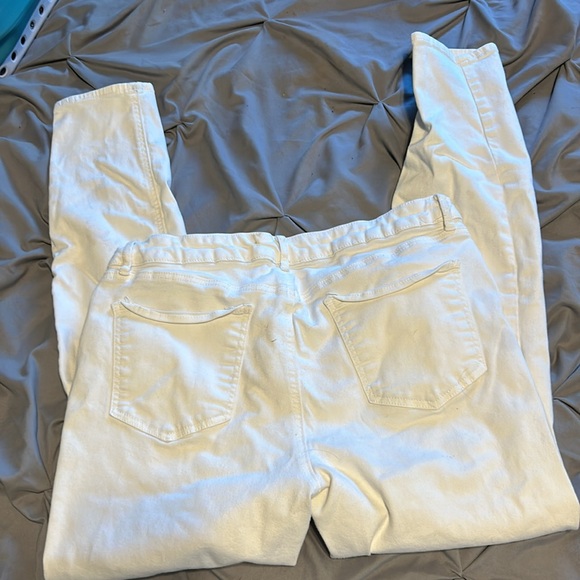 White jeans - Picture 4 of 4